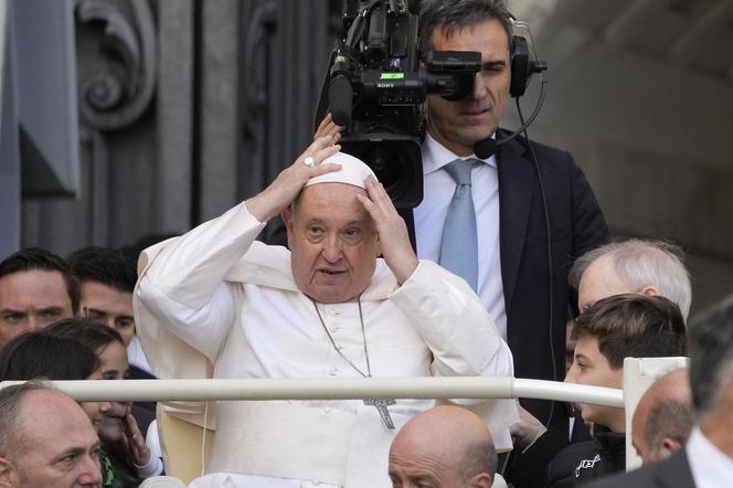 Papież Franciszek w coraz gorszym stanie? "Wielki żal". Odwołane kolejne wizyty