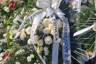 Kibicowskie szale powiewają na grobie Kamila w Lubli [GALERIA]