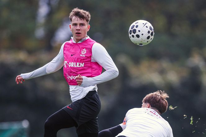 Dwóch angielskich gigantów chce Oskara Pietuszewskiego! Zmieni klub przed maturą?! 