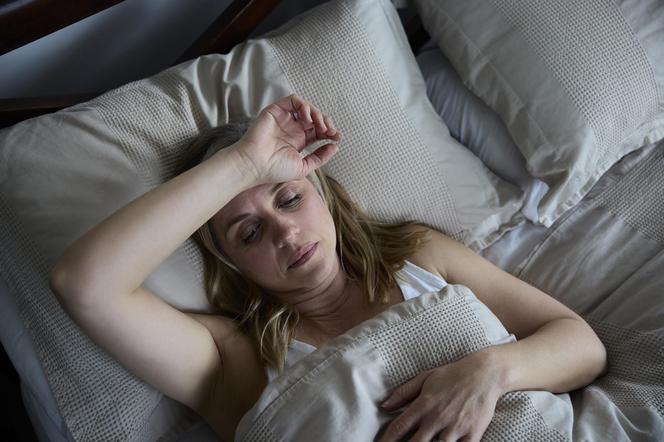Nie możesz się podnieść z łóżka? Poranne zmęczenie może zwiastować poważne problemy