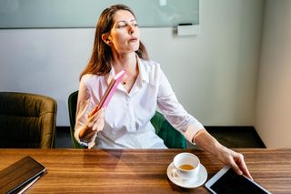 Tak wczesna menopauza wpływa na wątrobę. Ryzyko stłuszczenia rośnie dwukrotnie