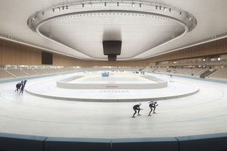 Koncepcja architektoniczna dla toru łyżwiarskiego Stegny