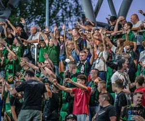 To było wielkie święto futbolu w Starachowicach. A oprawa kibiców SZTOS