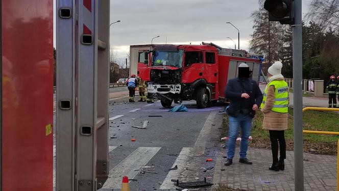 Koszmarny wypadek w Czernikowie. Nie żyje młoda strażaczka i jej kolega