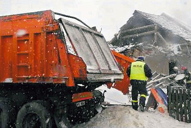 30 ton soli wjechało w nasz dom