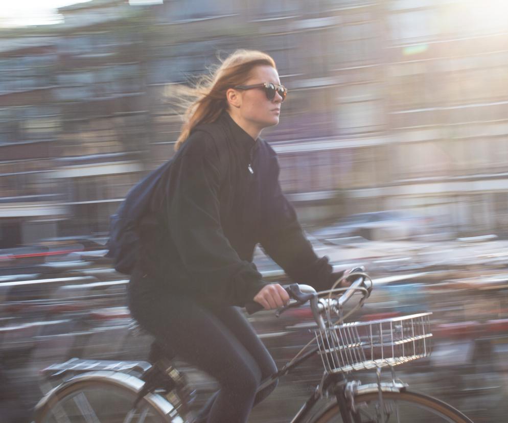 Limity prędkości i tablice rejestracyjne dla rowerów! Chcą ukrócić niebezpieczne zachowania rowerzystów