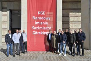 Premier Morawiecki na specjalnym meczu. Stadion Narodowy im. Kazimierza Górskiego