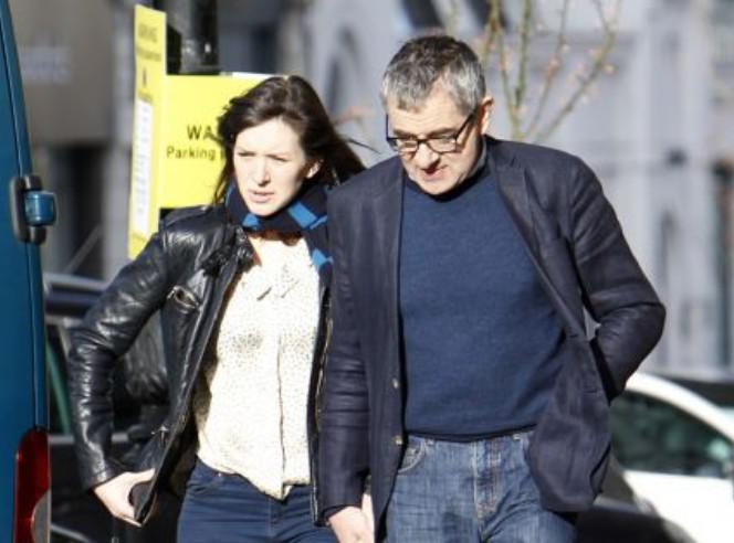 Jaś Fasola znowu ojcem! 62-letni Rowan Atkinson i jego 33-letnia dziewczyna spodziewają się dziecka!