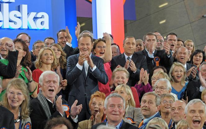 Wybory 2011. Sztab wyborczy PO. Donald Tusk, Ewa Kopacz, komitet poparcia Platformy