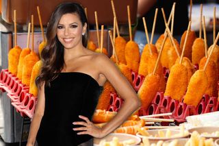 Eva Longoria jest piękna, bo je parówki! Jest jeden warunek