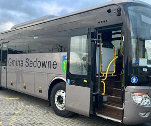 Powiat węgrowski: gmina Sadowne ma nowy elektryczny autobus szkolny