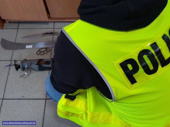 Poszukiwani przestępcy wpadli podczas kontroli drogowej