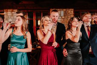 Studniówka 2023. Zobaczcie, jak bawili się maturzyści Zespołu Szkół Budowlanych nr 1 w Krakowie [ZDJĘCIA]