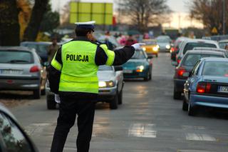 Akcja Znicz 2016 rozpoczęta! Kierowców czekają kontrole i drogowe utrudnienia