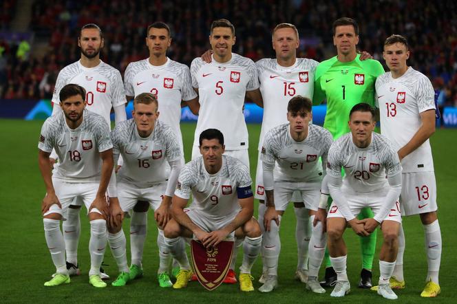MECZE REPREZENTACJI POLSKI 2023 w piłkę nożną - kiedy i z kim gra Polska? [TERMINARZ]