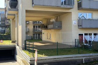 Takiego balkonu jeszcze nie widzieliście. Deszcz go nie zmoczy, słońce nie ogrzeje