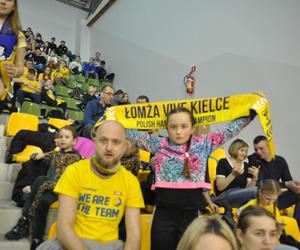 Industria Kielce - MMTS Kwidzyn. Dziki Mecz i zdjęcia kibiców w Hali Legionów