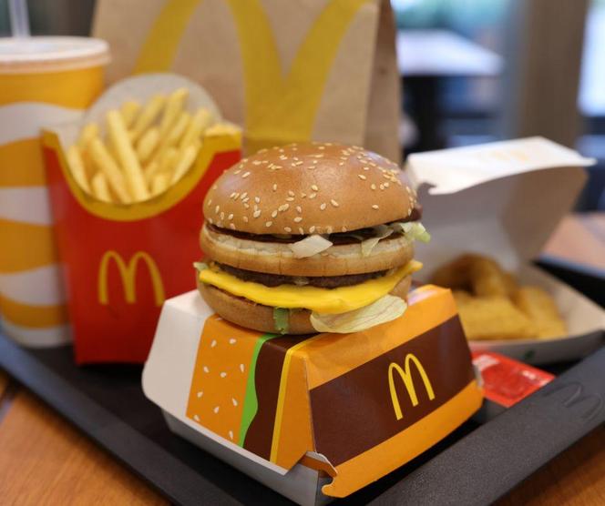  Czy McDonald's w Poznaniu będzie czynny w majówkę? Godziny otwarcia restauracji 3 maja