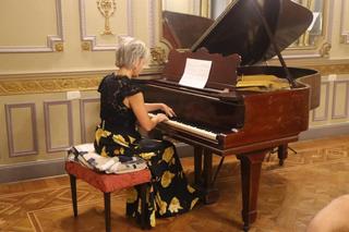 Tłumy na spotkaniach z Marią Konopnicką 