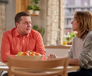 Na Wspólnej odc. 4068. Brygida (Maja Wolska), Iga Przybysz (Lidia Sadowa), Michał (Robert Kudelski)