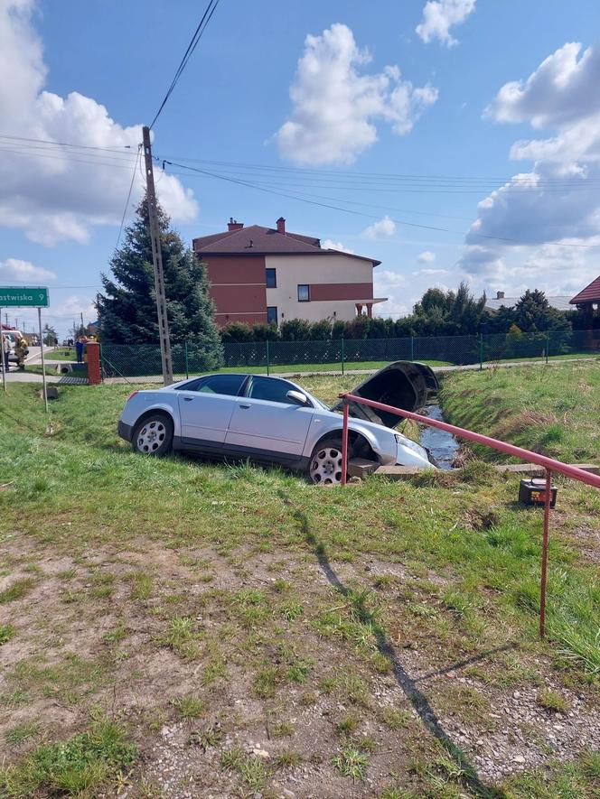 Wypadek w Tychowie. Poszkodowany kierowca Audi