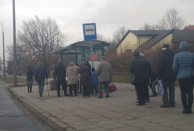 Gorzów: Pierwsze maseczki rozdane. Jedna osoba mogła wziąć maksymalnie cztery! [AUDIO]