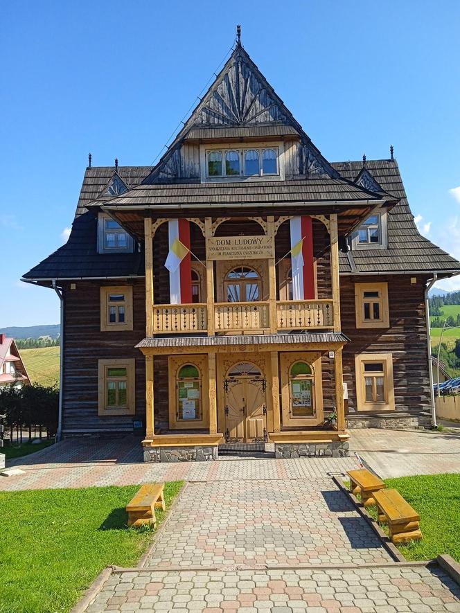 Największy w Polsce drewniany budynek znajdziemy w Małopolsce. Wyróżnili go internauci 
