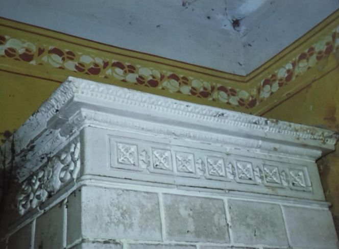 Dwór w Iganiach Nowych wymaga przeprowadzenia wielu prac renowacyjnych. Od lat na jego terenie trwały prace przygotowawcze i archeologiczne