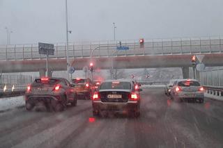 Zima, śnieg i fatalne warunki na drogach