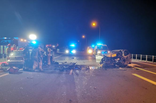 Poważny wypadek na obwodnicy Olsztyna. Kierowca wjechał na S16 pod prąd