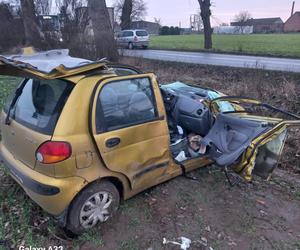 Wypadek koło Borowa. Małżeństwo w szpitalu, kobieta w ciężkim stanie