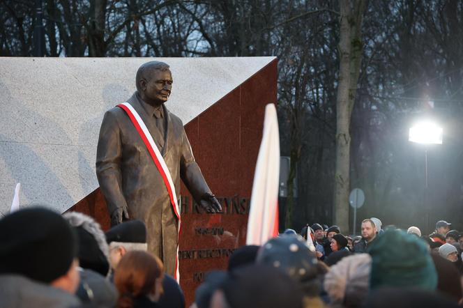 Odsłonięcie pomnika Lecha Kaczyńskiego przy Placu Teatralnym w Lublinie