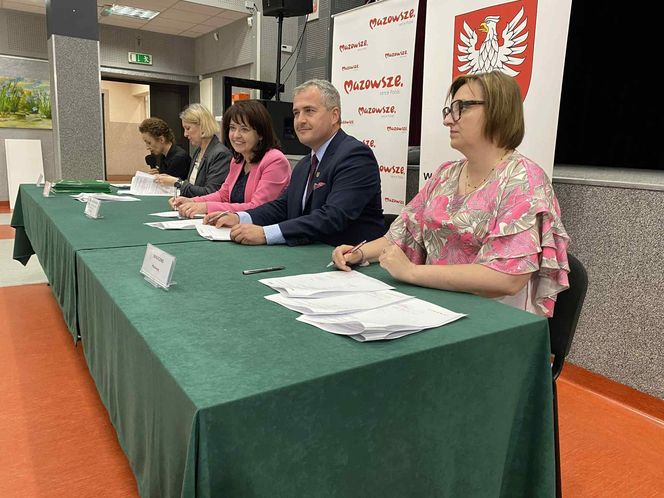 Kilkadziesiąt nowych inwestycji w powiecie siedleckim z dofinansowaniem Mazowsza