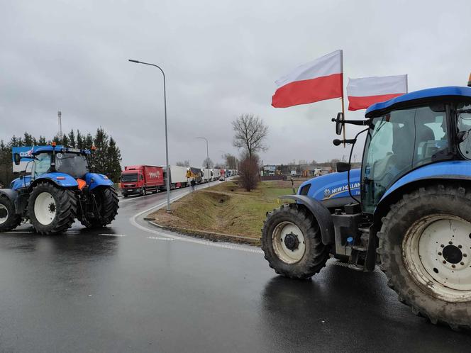 Rolnicy protestowali w Konarzycach pod Łomżą! ZDJĘCIA