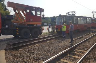 Tramwaj zderzył się z betoniarką