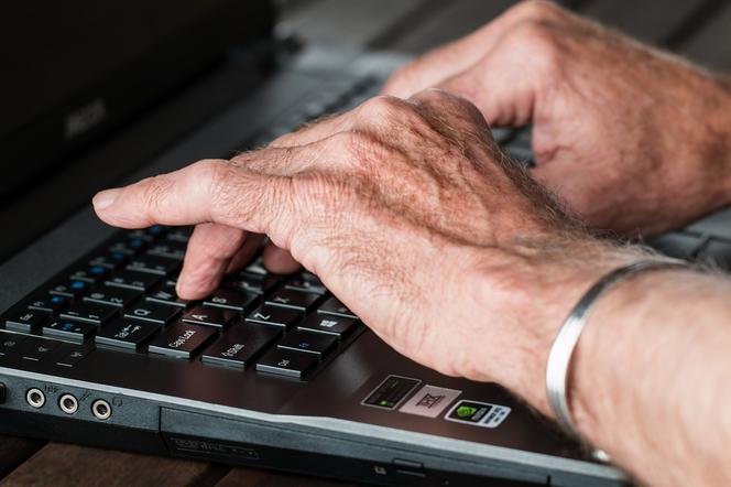 Seniorzy z Gdańska mogą skorzystać z nieodpłatnej pomocy prawnej