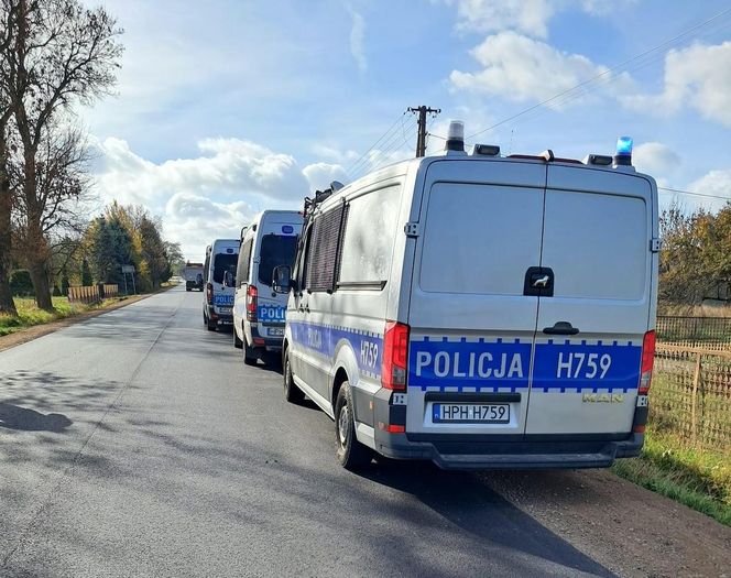 Powiat przysuski: Policjanci odnaleźli ciało 32-latka podejrzanego o zabójstwo meżczyzny