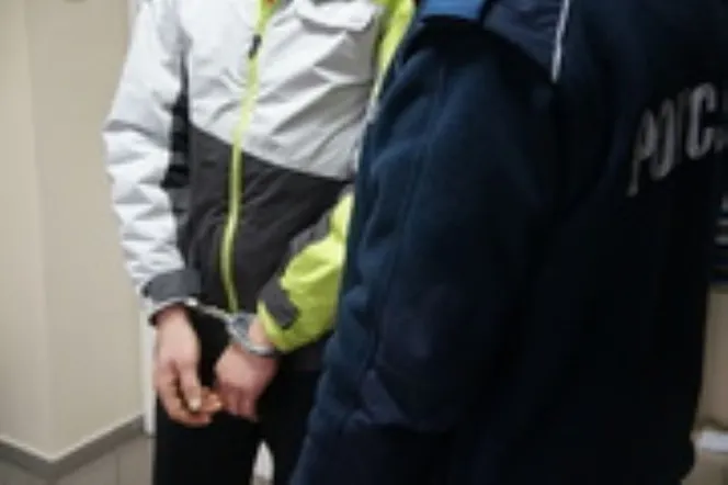 Węgierska-Górka. 33-latek bił ojca i groził, że zabije rodziców. W więzieniu może spędzić kilka lat