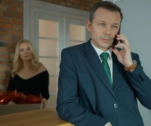 Barwy szczęścia, odcinek 3197: Karolina podsłucha rozmowę Bruna z Jagodą! Usłyszy jak się umawiają - ZDJĘCIA