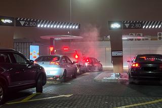 Kolejki po kanapkę Drwala w McDonald's