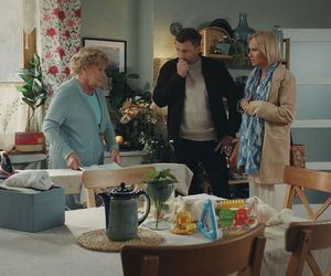 M jak miłość odc. 1876. Dorota (Iwona Rejzner), Bartek (Arkadiusz Smoleński), Barbara (Teresa Lipowska)