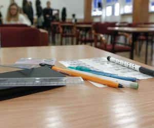 Matura z matematyki przełożona! Zmiany w harmonogramie zaskoczeniem nie tylko dla uczniów