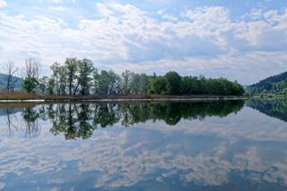 To jedno z topowych jezior w Małopolsce. Latem jest oblegane przez urlopowiczów