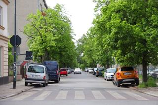 Kolejny łódzki woonerf. Zmiany w ruchu i rozkładach komunikacji miejskiej