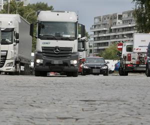  Zaczął się remont ulicy Ordona. W końcu bruk przestanie dudnić? 