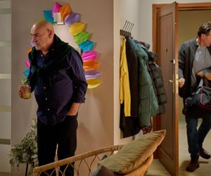 Na Wspólnej odc. 4034: Roman (Waldemar Obłoza), Edward (Wojciech Skibiński)