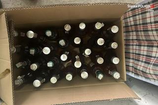 Senior pędził bimber w centrum miasta. W mieszkaniu miał prawie 100 litrów samogonu!