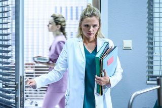 Szpital św. Anny, odcinek 2: Kaja Piotrowska (Ada Szczepaniak)