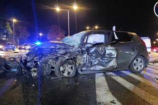 Sześć osób poszkodowanych w wypadku na Wisłostradzie. Wśród nich dzieci