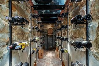 Nowe wnętrza restauracji Dwóch Świętych w Pensjonacie Małopolanka & SPA w Krynicy-Zdroju